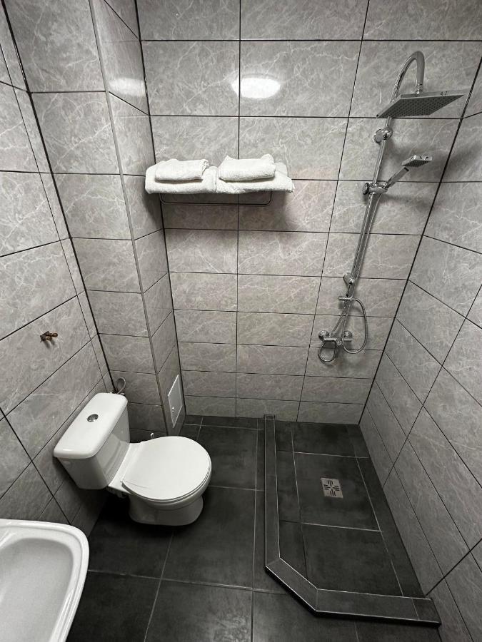 Casa Bucovineana Aparthotel Яш Екстериор снимка