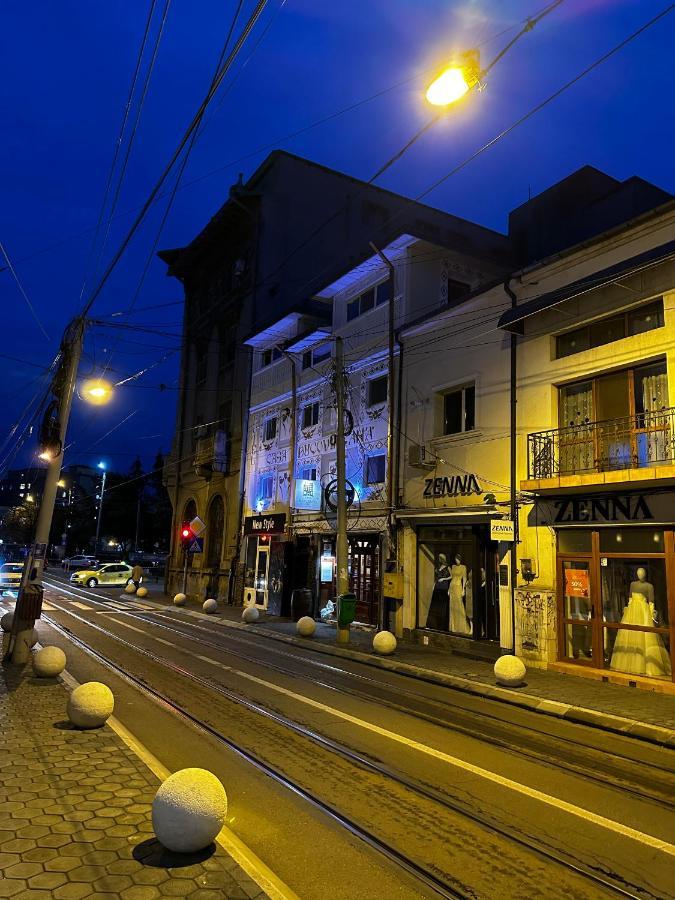 Casa Bucovineana Aparthotel Яш Екстериор снимка