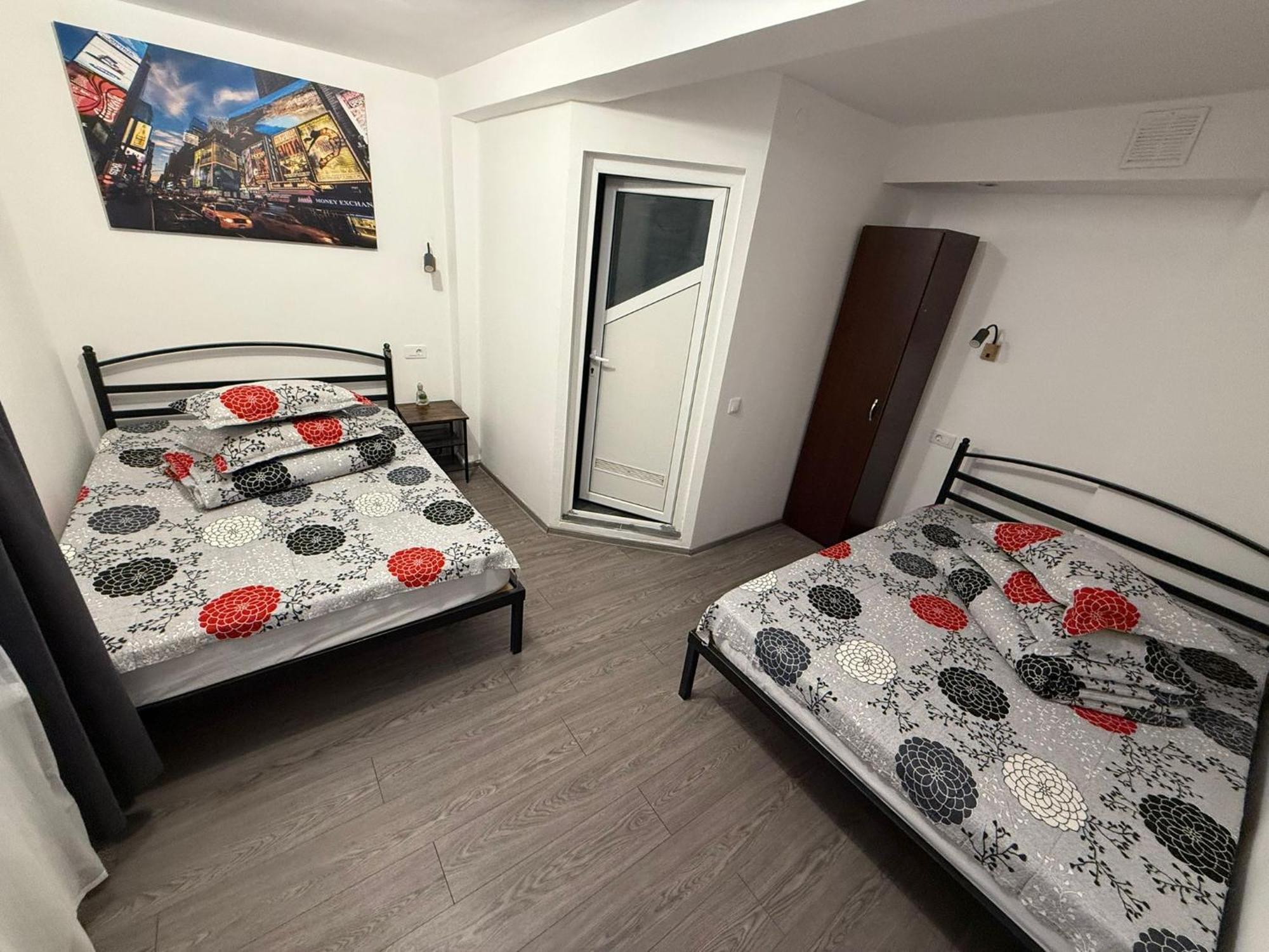 Casa Bucovineana Aparthotel Яш Екстериор снимка