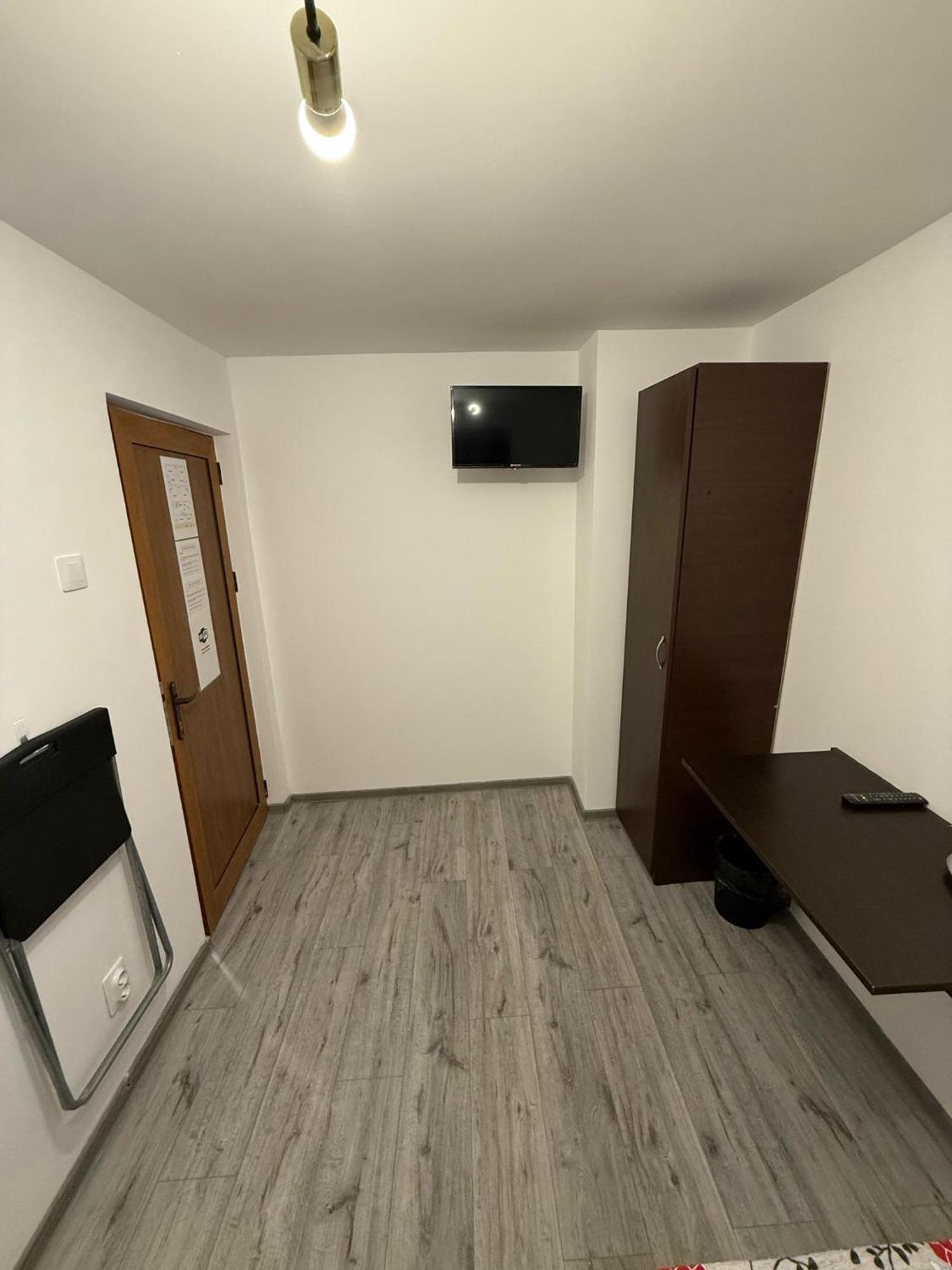 Casa Bucovineana Aparthotel Яш Екстериор снимка