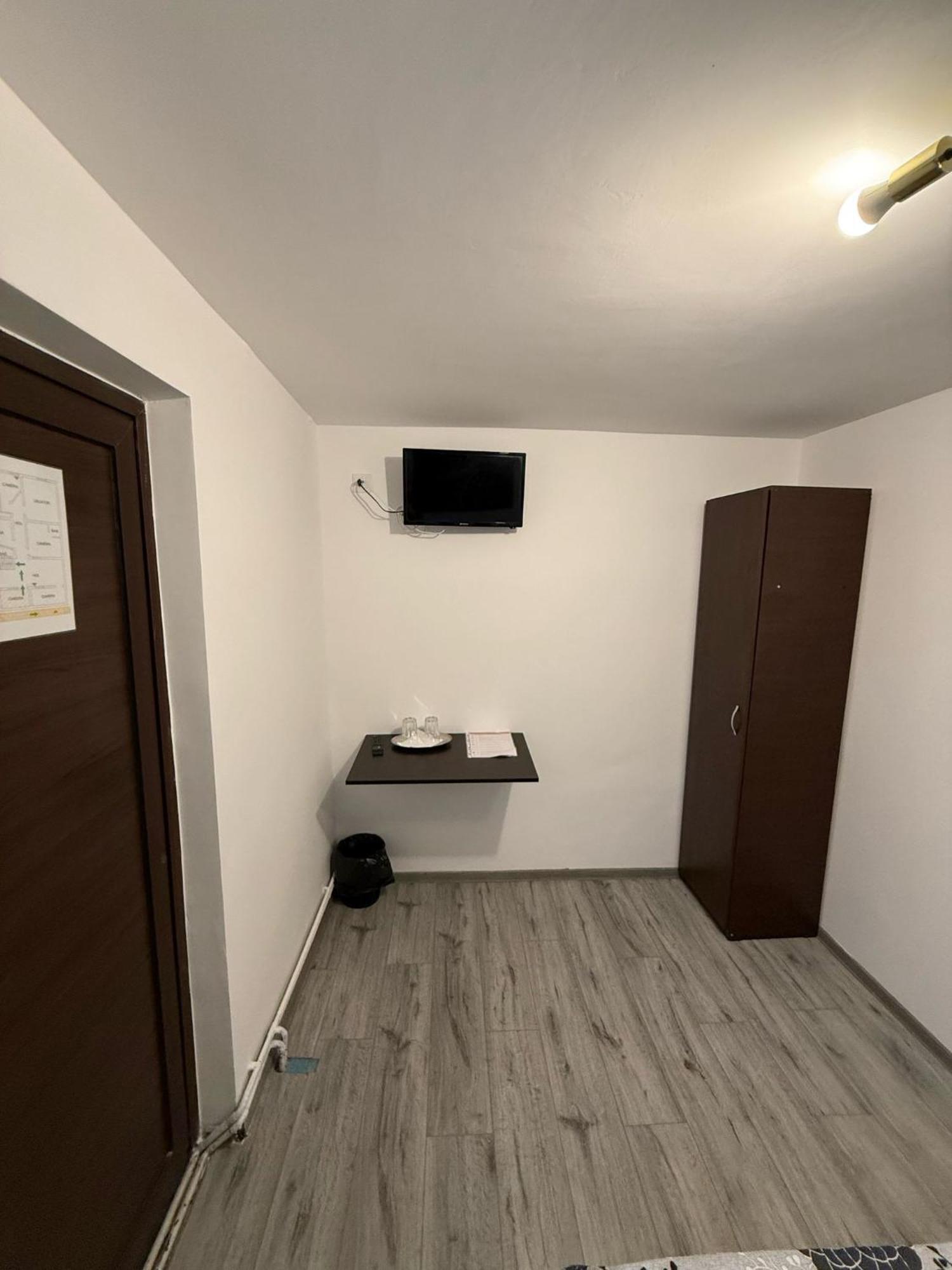 Casa Bucovineana Aparthotel Яш Екстериор снимка